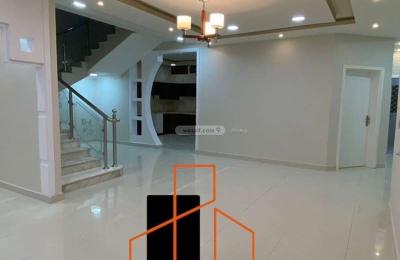 Villa 275 SQM Facing North with 5 Bedrooms