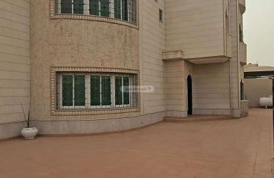 Villa 705 SQM Facing South East on 15m Width Street