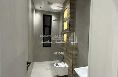 Floor 209.45 SQM with 6 Bedrooms