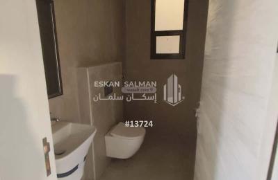 Floor 172.15 SQM with 5 Bedrooms