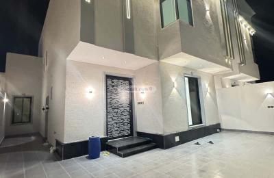 Villa 300 SQM Facing North on 18m Width Street