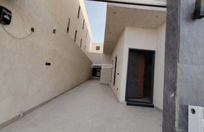 Floor 183.81 SQM with 3 Bedrooms