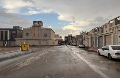 Villa 300 SQM Facing North with 4 Bedrooms