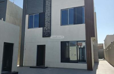 Villa 500 SQM Facing North on 40m Width Street