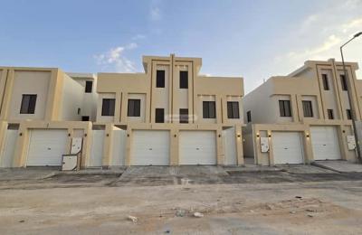 Floor with 4 Bedrooms