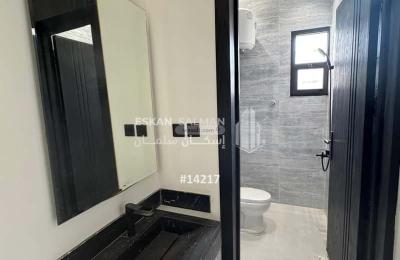 Apartment with 7 Bedrooms