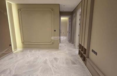 Apartment with 6 Bedrooms