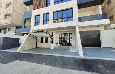 Apartment 199.31 SQM with 5 Bedrooms