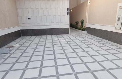 Floor 174 SQM with 4 Bedrooms