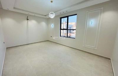 Floor with 7 Bedrooms