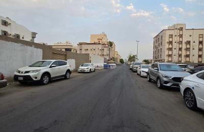 Land 775 SQM Facing North East on 25m Width Street