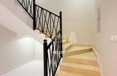 Villa 200 SQM Facing South on 16m Width Street