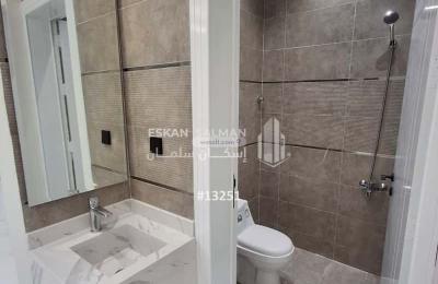 Apartment with 6 Bedrooms