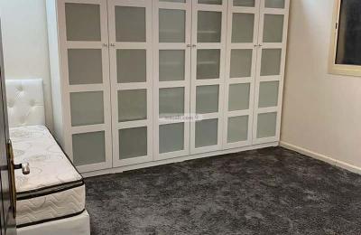 Villa 480 SQM with 1 Apartment Facing West