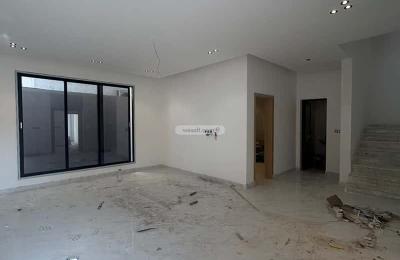 Villa 200 SQM Facing North on 18m Width Street