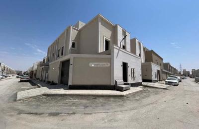 Villa 200 SQM Facing West on 15m Width Street
