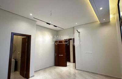 Apartment 242.11 SQM with 6 Bedrooms