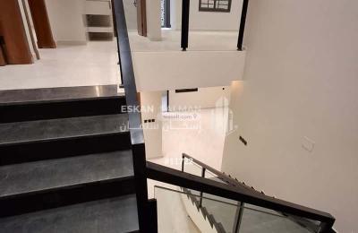 Apartment 280.9 SQM with 5 Bedrooms