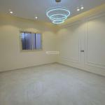 Apartment with 7 Bedrooms