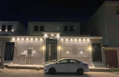 Floor 300 SQM with 3 Bedrooms