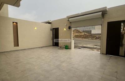 Apartment with 6 Bedrooms