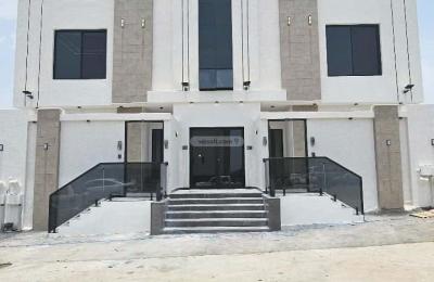 Apartment with 6 Bedrooms