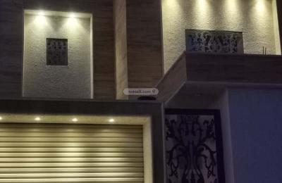 Villa 300 SQM Facing South on 20m Width Street