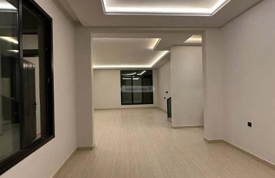 Floor 214.4 SQM with 5 Bedrooms