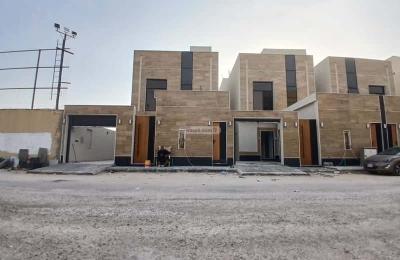 Villa 300 SQM Facing South on 20m Width Street