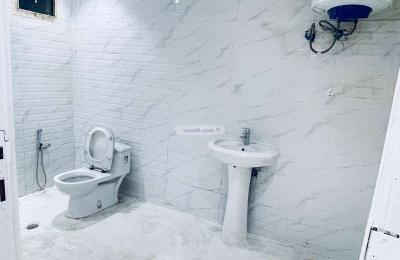 Building 350 SQM Facing East