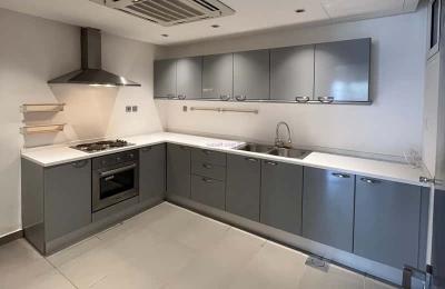 Semi-Furnished Apartment with 5 Bedrooms