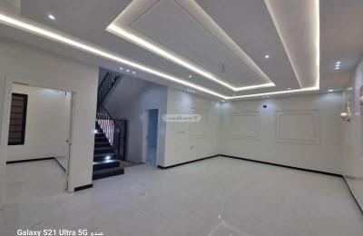 Villa 250 SQM Facing South East on 15m Width Street