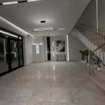 Apartment with 4 Bedrooms