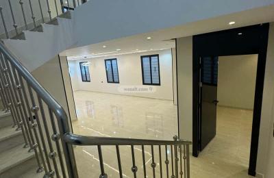 Villa 334 SQM Facing East on 15m Width Street