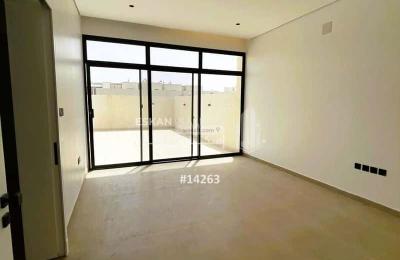 Apartment with 6 Bedrooms