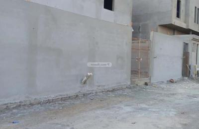 Villa 625 SQM Facing South on 16m Width Street
