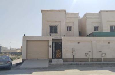 Villa 250 SQM Facing North East on 24m Width Street