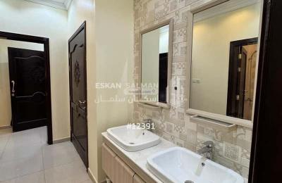 Apartment 217.45 SQM with 5 Bedrooms