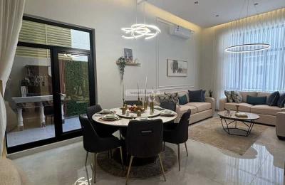 Apartment with 4 Bedrooms