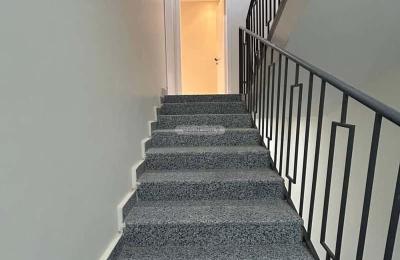 Floor 204.03 SQM with 6 Bedrooms