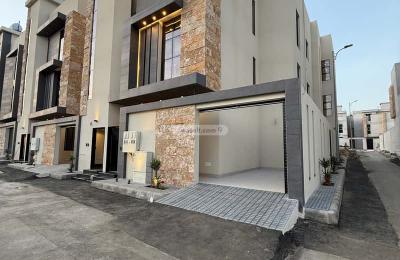 Apartment with 6 Bedrooms