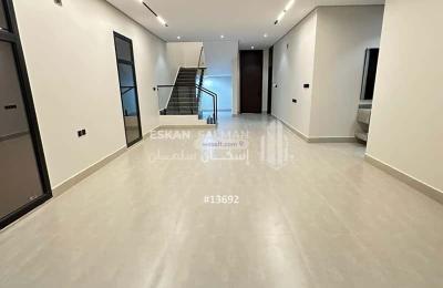 Apartment with 6 Bedrooms