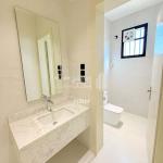 Apartment with 7 Bedrooms