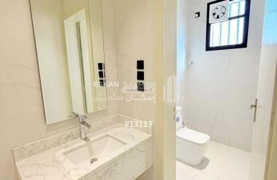 Apartment with 7 Bedrooms