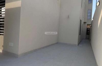 Apartment 212 SQM with 5 Bedrooms