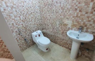 Floor 390 SQM with 4 Bedrooms