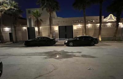 Villa 875 SQM Facing West on 15m Width Street