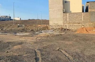 Land 347.28 SQM Facing South on 14m Width Street