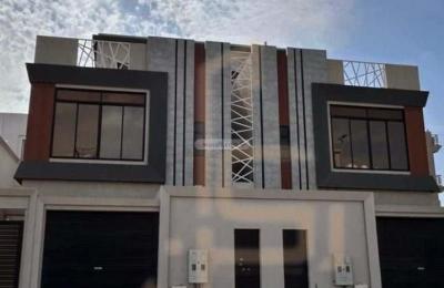 Villa 300 SQM Facing North East on 25m Width Street