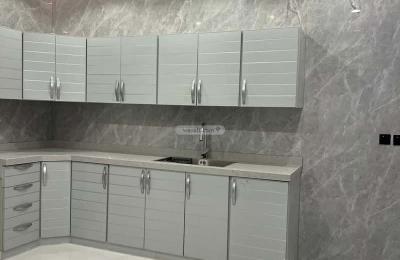 Floor 288 SQM with 4 Bedrooms